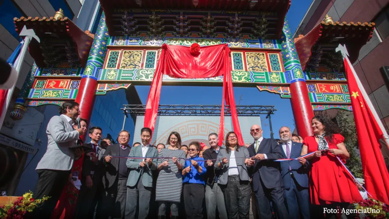 Inauguración de Portico Chino y Leones de Fu